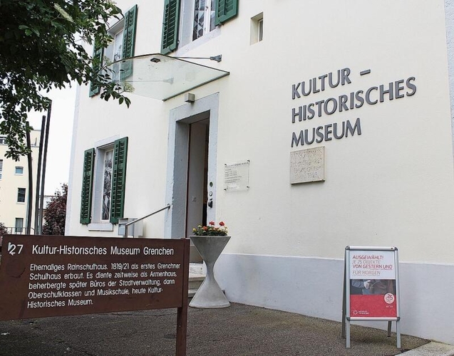 Die Zeitreise in Grenchen beginnt am Eingang des Museums.Bilder: Anna Gähler