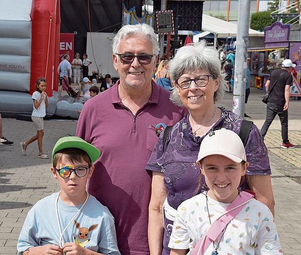 Ein Fest der Generationen – das begeistert auch die Enkel.