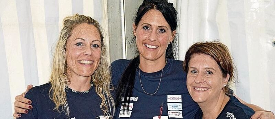 Bestens aufgehoben war man im kulinarischen Bereich bei Desirée, Alex und Fränzi (von links) vom Schwingclub Unteres Seeland.