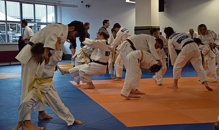 Ob gross oder klein: Das Alter kennt bei den Judokas keine Grenzen.