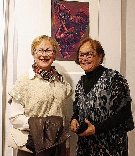 Elisabeth Egli (links) und Iris Minder haben ihr favorisiertes Bild gefunden.