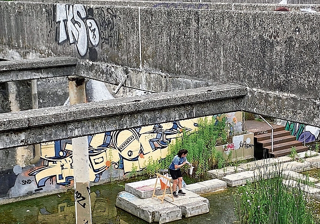 Ein urbaner Sprint-OL (hier am Beispiel vom Gelände der ehemaligen Cellulose-Fabrik Attisholz) bietet spannende Momente und Einblicke in den OL-Sport. Bild: zvg