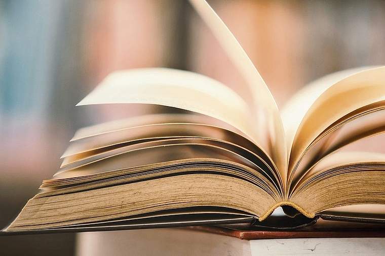 Das kommende Wochenende ist im Rahmen des Biblio-Weekends den Schweizer Bibliotheken gewidmet. Bild: Freepik