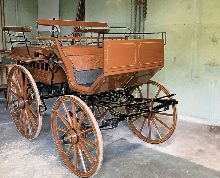 Die Wagonette (Break) wurde um 1900 in Grenchen hergestellt. Bis vor kurzem war das Gefährt in Baselland. Seit einem Monat steht der Break wieder in Grenchen. Bild: zvg