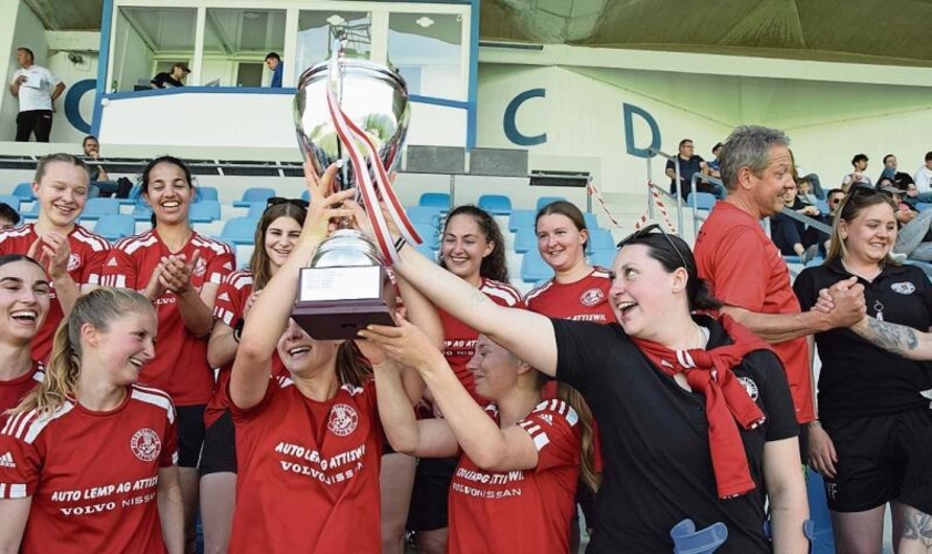 Der Traum ist wahr! Die Frauen aus Attiswil sind Cupsiegerinnen.