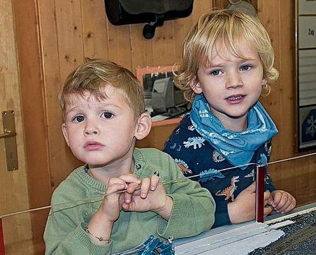 Loris Christen (links) und Nik Kocher gehörten zu zwei von vielen begeisterten Kindern.