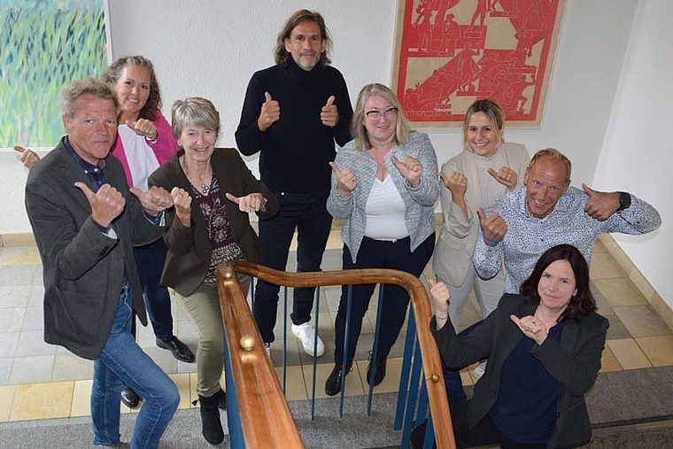 Die Geschäftsleitung der Schulen Grenchen ist wieder komplett (von links): Eugen Blümli (Leiter Dienste SV), Martina Schneiter (Co-Schulleitung Kastels), Nicole Hirt (Gesamtschulleiterin), Jürg Klossner (Schulleitung Sek I Zentrum), Agnes Fuchs
