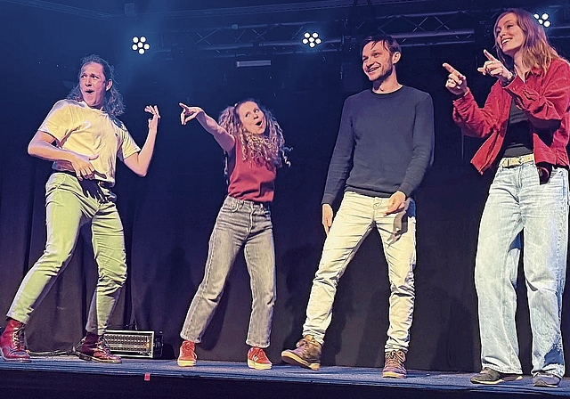 Szenenausschnitt aus dem Musical-Konzert mit dem Grenchner Sänger und Schauspieler Tom Muster. Bild: zvg