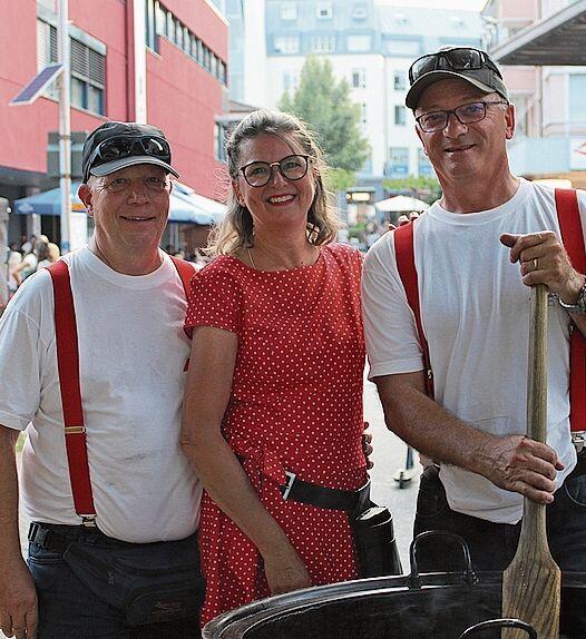 Gut gerührt ist halb gekocht (von links): Andy Eichelberger, Franziska Braga und Hans Siegrist von der Stadtmusik Grenchen.