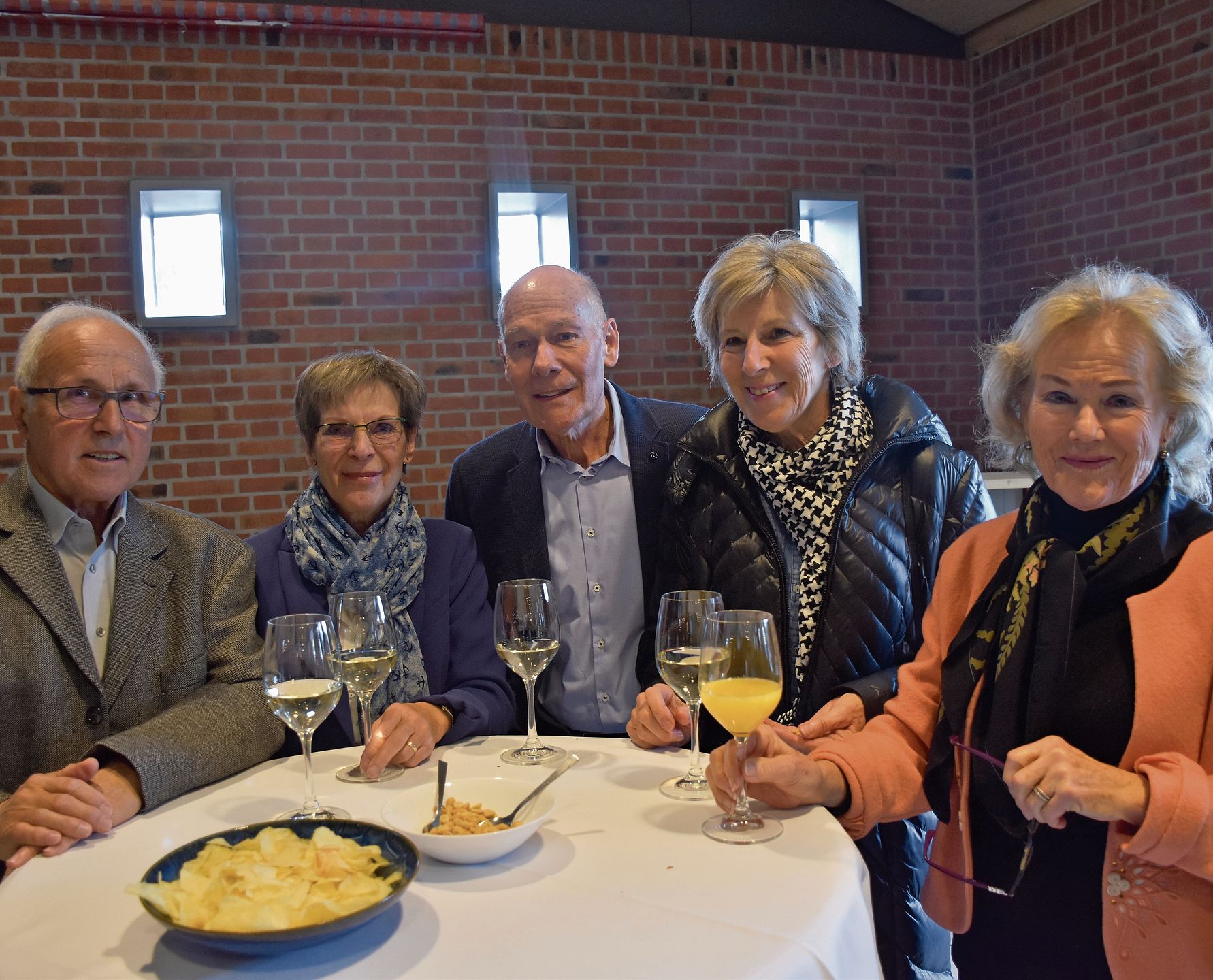 Besuch aus Lengnau (von links): Rudolf und Verena Renfer, Martin und Lydia Anderegg sowie Elisabeth Hermoso. 