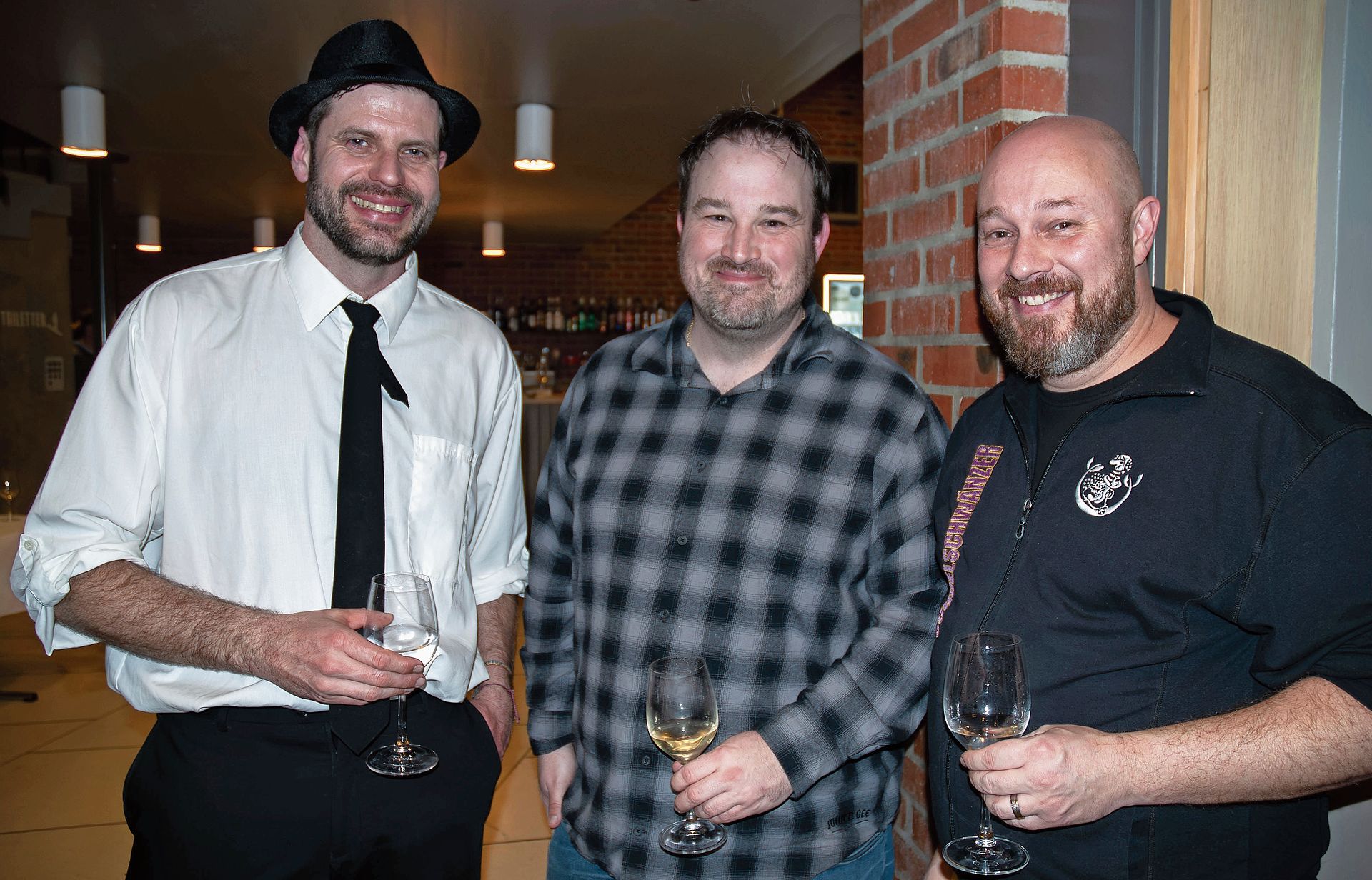 Samuel Willi von den Hilari Broders mit Marco «Copain» Christen und Michel Baier.